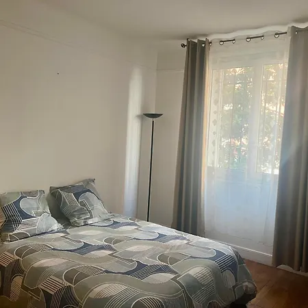 Studio Dans Pantin Apartamento